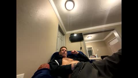 Snapshot of mickymu chatting on January 2, 6:29 am mickymu online show from January 2, 6:29 am