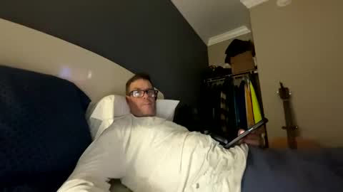 Snapshot of mickymu chatting on January 8, 8:49 am mickymu online show from January 8, 8:49 am