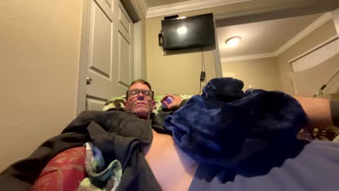 Snapshot of mickymu chatting on February 20, 2:51 am mickymu online show from February 20, 2:51 am