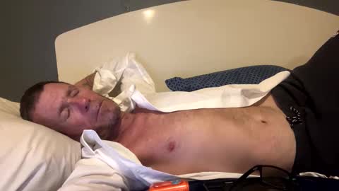 Snapshot of mickymu chatting on October 14, 5:08 am mickymu online show from October 14, 5:08 am