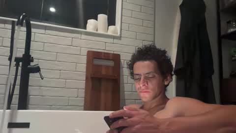 micomoney online show from November 27, 9:00 am