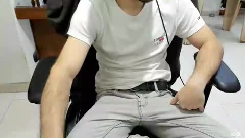 microfama00 online show from March 11, 12:38 am