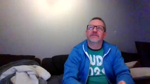 Snapshot of middleton2021 chatting on February 18, 6:37 pm middleton2021 online show from February 18, 6:37 pm