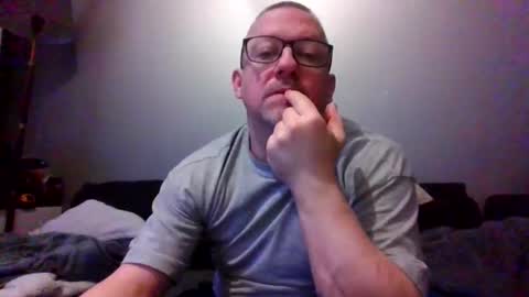 Snapshot of middleton2021 chatting on February 27, 2:44 am middleton2021 online show from February 27, 2:44 am