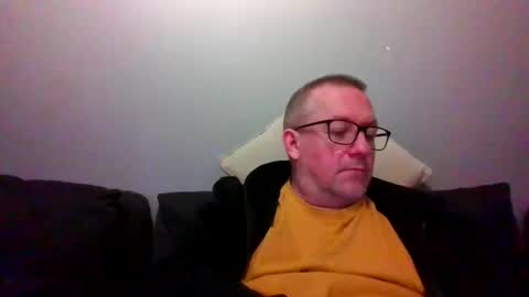 Snapshot of middleton2021 chatting on March 23, 7:18 pm middleton2021 online show from March 23, 7:18 pm