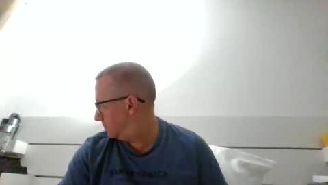 Snapshot of middleton2021 chatting on April 25, 8:17 pm middleton2021 online show from April 25, 8:17 pm
