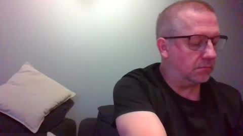 Snapshot of middleton2021 chatting on June 14, 3:08 am middleton2021 online show from June 14, 3:08 am