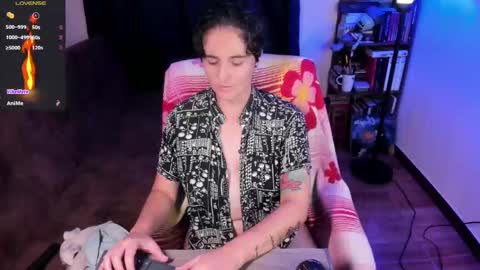 Blue online show from December 10, 2:05 am