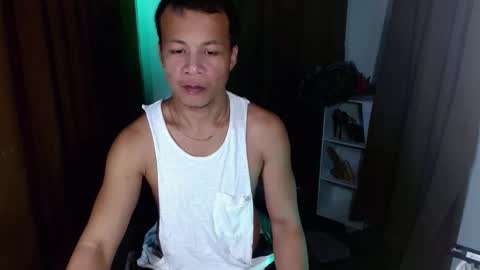 Snapshot of midnight_cum021725 chatting on September 13, 9:20 am Dave online show from September 13, 9:20 am