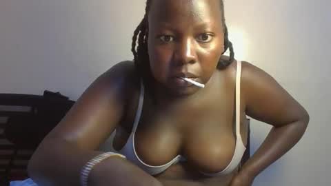 midnight_curves online show from April 12, 2:00 pm