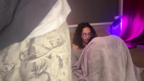 Snapshot of midnight_motion chatting on November 3, 6:58 am midnight_motion online show from November 3, 6:58 am