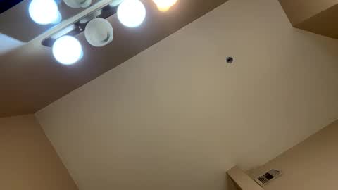 Snapshot of midnightcouple00 chatting on November 12, 11:32 am SexyLatinaCouple online show from November 12, 11:32 am