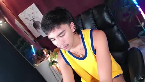 Kitty online show from May 10, 9:42 pm