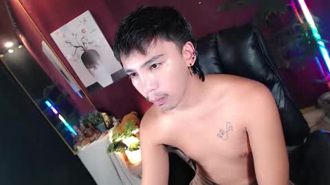 Kitty online show from May 13, 9:55 pm