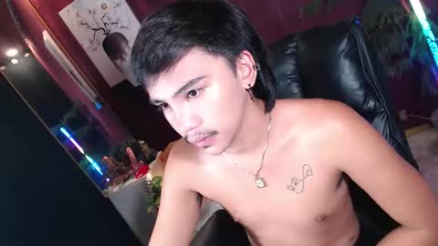 Kitty online show from May 28, 8:50 pm