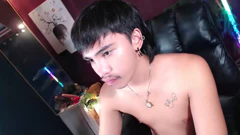 Kitty online show from June 4, 9:32 pm