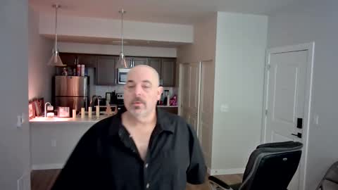 Snapshot of midnightmoonlight777 chatting on December 2, 11:23 pm midnightmoonlight777 online show from December 2, 11:23 pm