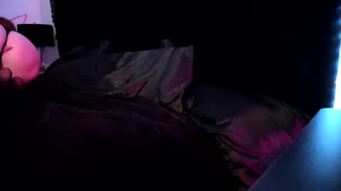 Midnightrose online show from December 18, 7:47 am