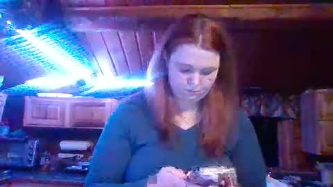 Snapshot of midnightsun0927 chatting on March 23, 5:33 am MidnightSun online show from March 23, 5:33 am