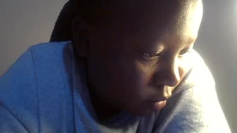 Snapshot of midnightt_curves chatting on June 15, 9:39 pm midnightt_curves online show from June 15, 9:39 pm