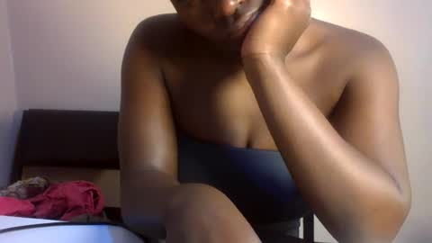 midnightt_curves online show from July 1, 4:40 pm