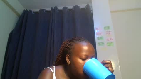 midnightt_curves online show from July 23, 7:01 pm