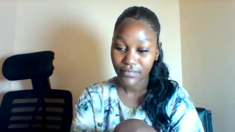 Snapshot of midnightt_tease chatting on October 12, 6:56 am midnightt_tease online show from October 12, 6:56 am