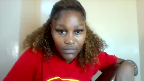 Snapshot of midnightt_tease chatting on October 23, 12:26 pm midnightt_tease online show from October 23, 12:26 pm