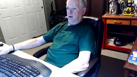midwestdad09 online show from May 24, 8:41 am