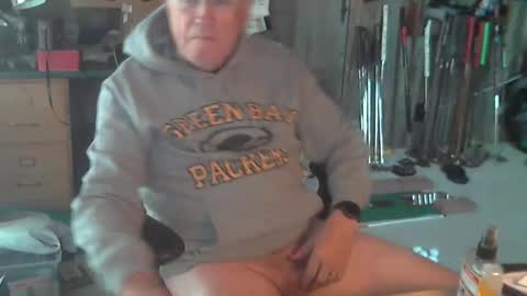 Snapshot of midwestman4u2 chatting on October 24, 1:29 pm Mid West Man 4U online show from October 24, 1:29 pm