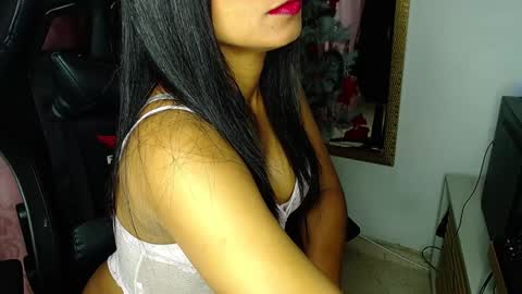 mielsquirt online show from December 9, 9:28 am