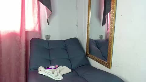 mielsquirt online show from March 3, 6:22 pm