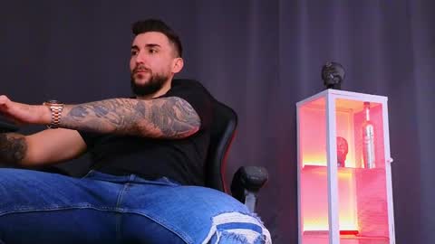 MightyAaron online show from January 19, 11:23 am