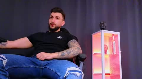 MightyAaron online show from January 19, 10:49 pm