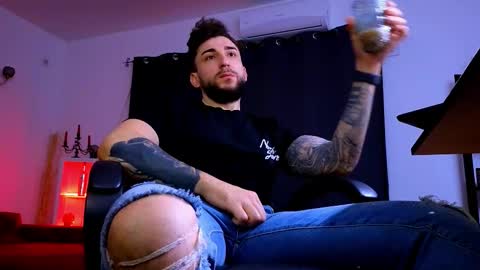 Snapshot of mightyaaron chatting on March 7, 2:08 am MightyAaron online show from March 7, 2:08 am