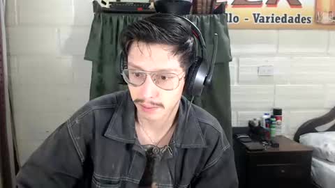 Miguel  Independent Model  online show from July 18, 10:41 am