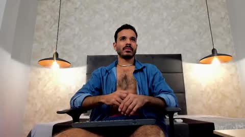 miguelsanfrancisco online show from November 18, 12:09 pm