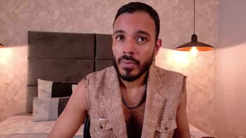 miguelsanfrancisco online show from March 20, 6:46 pm