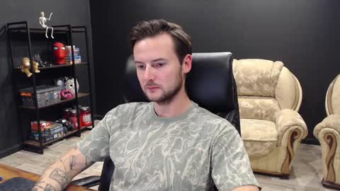 Snapshot of mihasikd chatting on October 1, 2:23 pm Misha Winchester online show from October 1, 2:23 pm