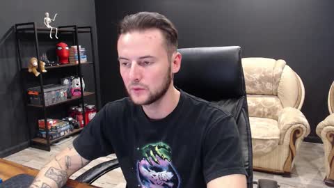 Snapshot of mihasikd chatting on October 11, 9:41 am Misha Winchester online show from October 11, 9:41 am