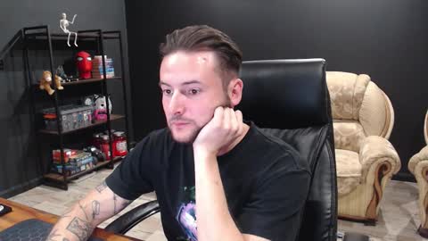 Snapshot of mihasikd chatting on October 13, 6:41 pm Misha Winchester online show from October 13, 6:41 pm