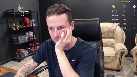 Snapshot of mihasikd chatting on November 5, 9:20 am Misha Winchester online show from November 5, 9:20 am