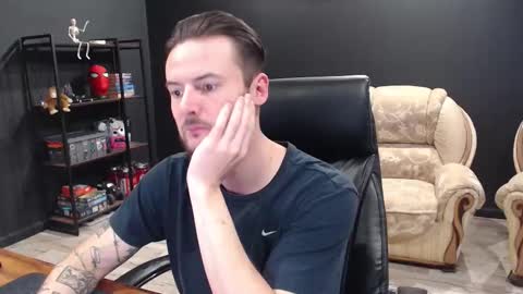 Snapshot of mihasikd chatting on November 13, 8:46 am Misha Winchester online show from November 13, 8:46 am