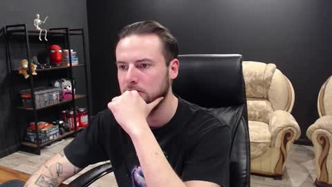 Snapshot of mihasikd chatting on November 27, 9:11 am Misha Winchester online show from November 27, 9:11 am