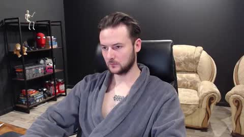 Snapshot of mihasikd chatting on December 2, 7:03 am Misha Winchester online show from December 2, 7:03 am