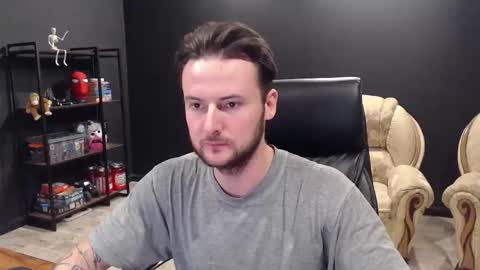 Snapshot of mihasikd chatting on December 2, 7:09 pm Misha Winchester online show from December 2, 7:09 pm