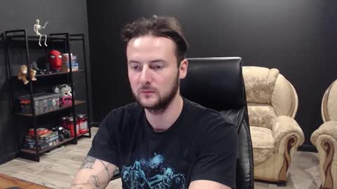 Snapshot of mihasikd chatting on December 5, 6:04 pm Misha Winchester online show from December 5, 6:04 pm