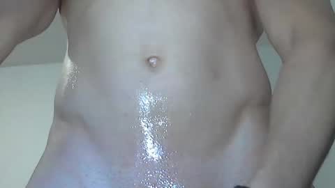 Snapshot of mihc1117 chatting on May 17, 1:51 pm CoolFlow online show from May 17, 1:51 pm