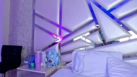 MIA 3 online show from October 7, 3:04 am