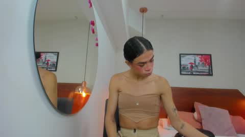 Miia online show from February 27, 11:43 am